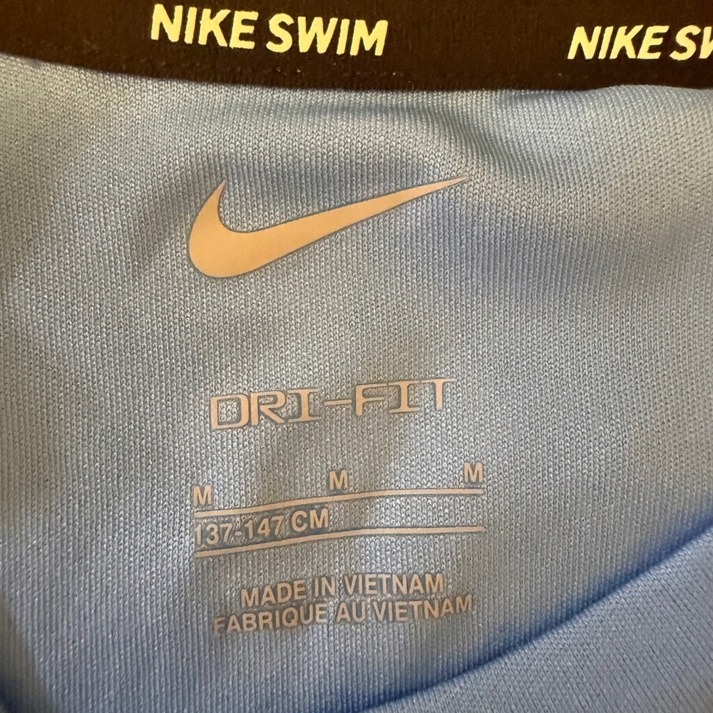 Nike Swim Boys Blue Dri-FIT Rash Guard Short Sleeve Swim Shirt M NESSD828 438 - Picture 3 of 6